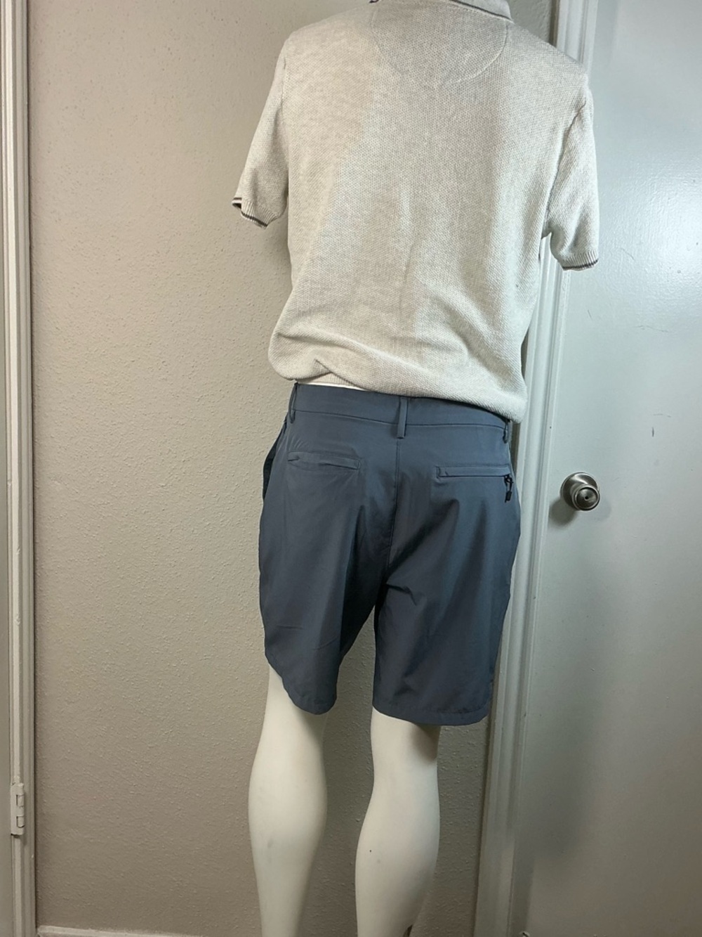 Old Navy Men's Flat-Front Shorts in Slate Blue - Picture 8 of 9